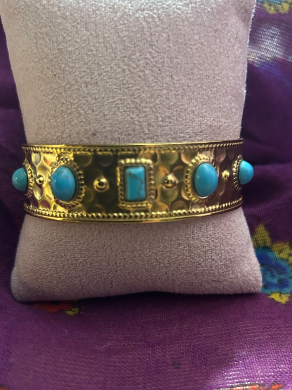 18k Gold Plated Hammered  Cuff Bracelet with Turquoise Tone Stones NEW